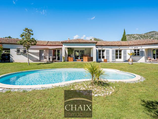 Vente Villa 7 pièces 227 m2 Gemenos