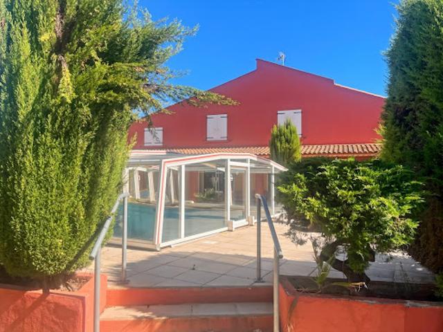 Vente Villa 7 pièces 230 m2 Marseillan