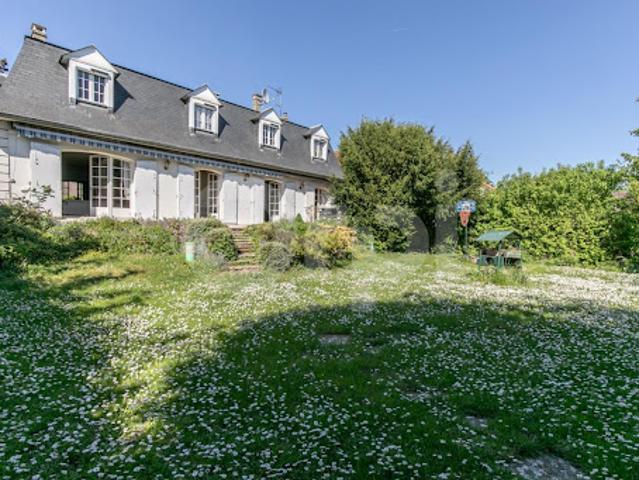 Vente Villa 7 pièces 235 m2 Gagny