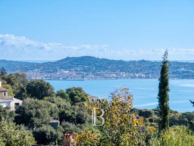 Vente Villa 7 pièces 240 m2 Grimaud