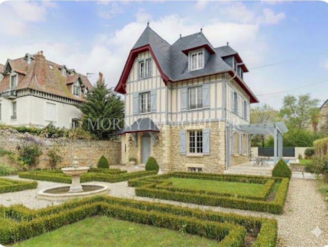 Vente Villa 7 pièces 240 m2 Deauville