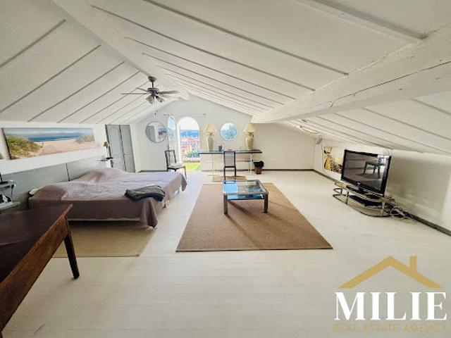 Vente Villa 7 pièces 245 m2 Bandol