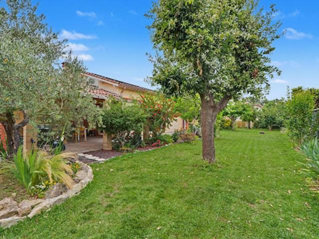 Vente Villa 7 pièces 245 m2 Roques