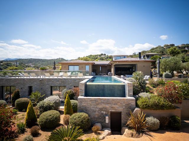Vente Villa 7 pièces 249 m2 Sainte lucie de porto vecchio