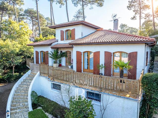 Vente Villa 7 pièces 142 m2 Pyla sur mer