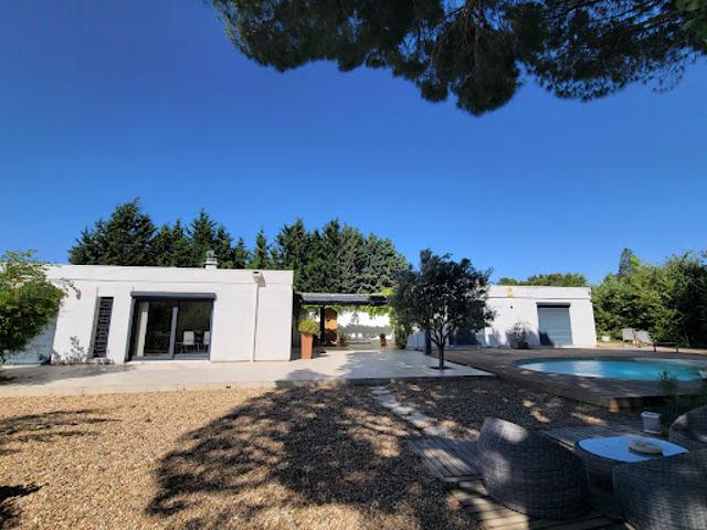 Vente Villa 7 pièces 251 m2 Pujaut