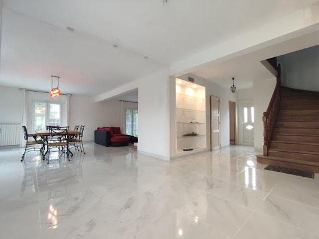 Vente Villa 7 pièces 255 m2 Confolens