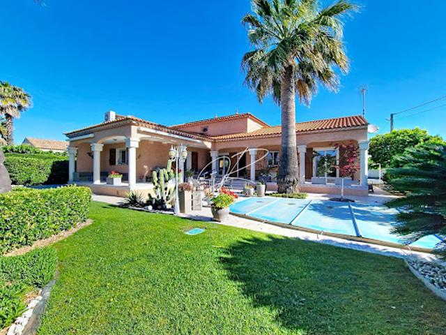 Vente Villa 7 pièces 255 m2 Sauvian