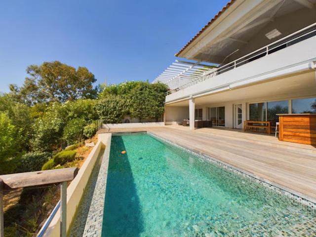 Vente Villa 7 pièces 264 m2 Ajaccio