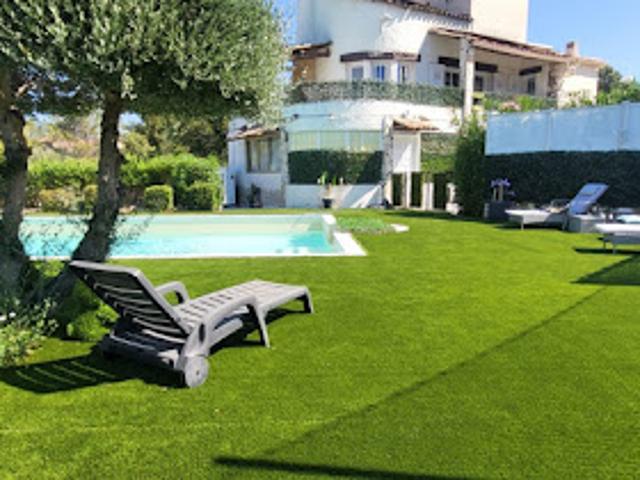 Vente Villa 7 pièces 278 m2 Vidauban