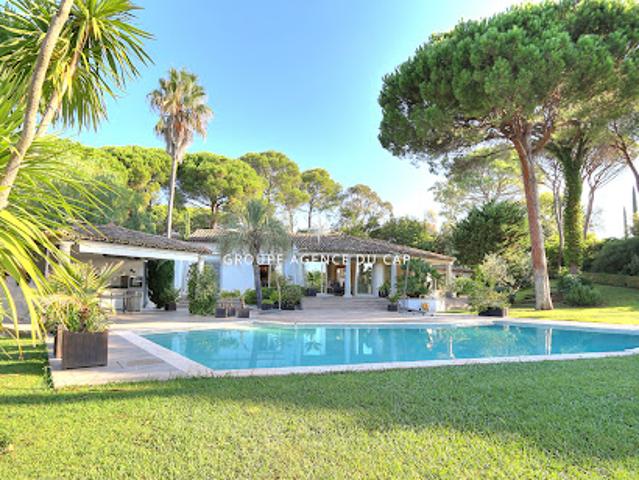 Vente Villa 7 pièces 290 m2 Saint raphael