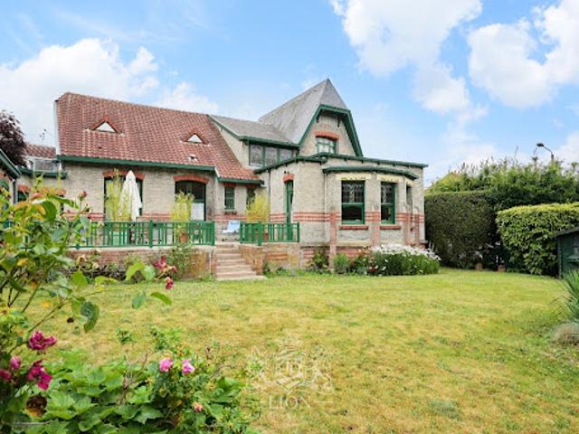 Vente Villa 7 pièces 293.48 m2 Lille