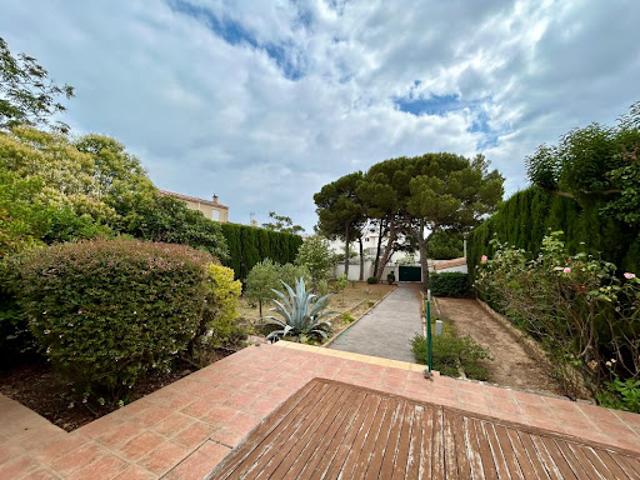 Vente Villa 7 pièces 300 m2 Sète