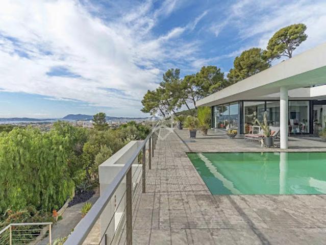 Vente Villa 7 pièces 300 m2 Toulon