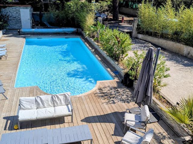 Vente Villa 8 pièces 136 m2 Saint Cyr sur Mer