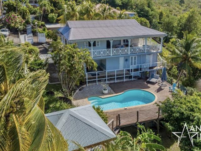 Vente Villa 8 pièces 137 m2 Les trois ilets