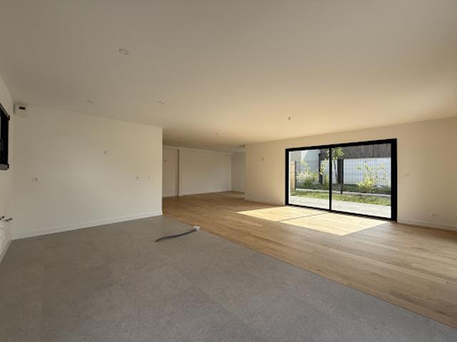 Vente Villa 8 pièces 149.67 m2 Cesson sevigne