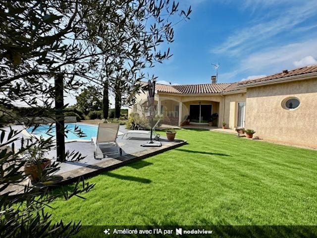 Vente Villa 8 pièces 174 m2 Ponsampère