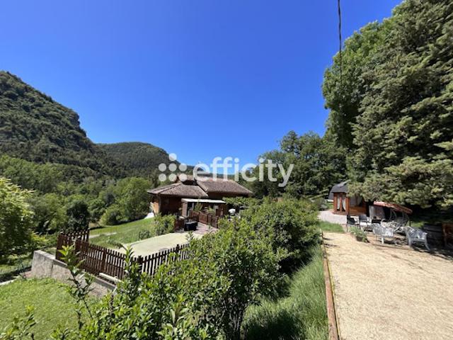 Vente Villa 8 pièces 178 m2 Flaviac