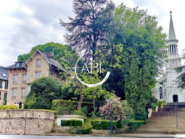 Vente Villa 8 pièces 183 m2 Bagnoles de l'Orne Normandie