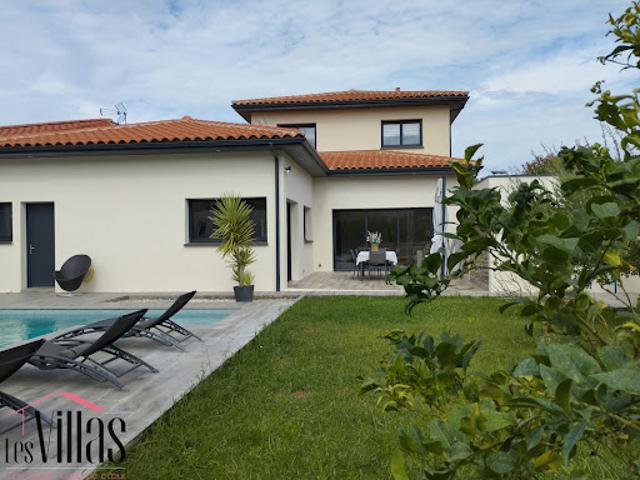 Vente Villa 8 pièces 190 m2 Canohès