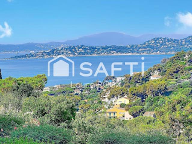 Vente Villa 8 pièces 191 m2 Les issambres