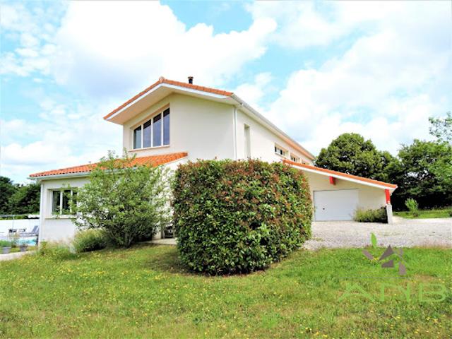 Vente Villa 8 pièces 194 m2 Rouzède