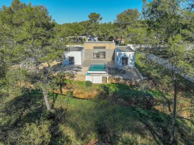 Vente Villa 8 pièces 199 m2 Nimes