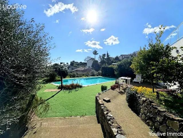 Vente Villa 8 pièces 203 m2 Biguglia