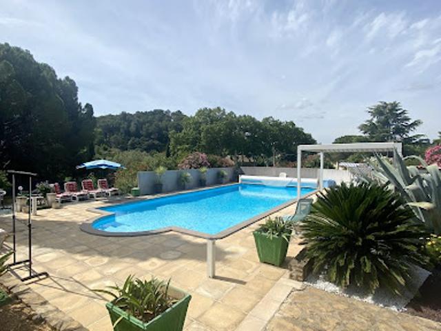 Vente Villa 8 pièces 210 m2 Clermont l'herault
