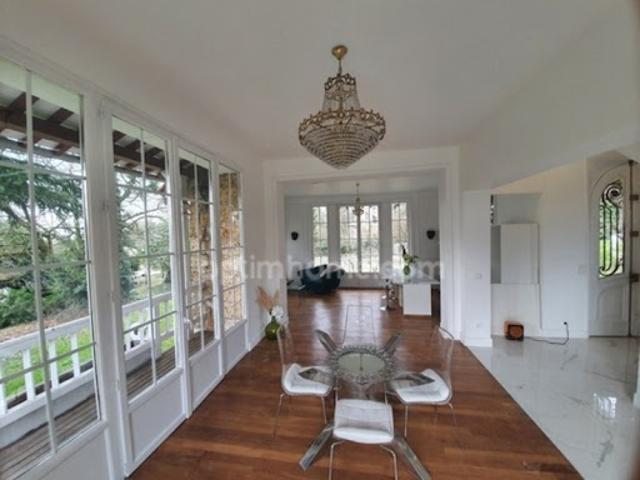 Vente Villa 8 pièces 220 m2 Montmorency