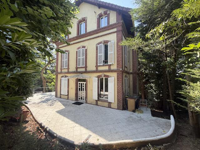 Vente Villa 8 pièces 220 m2 Montmorency