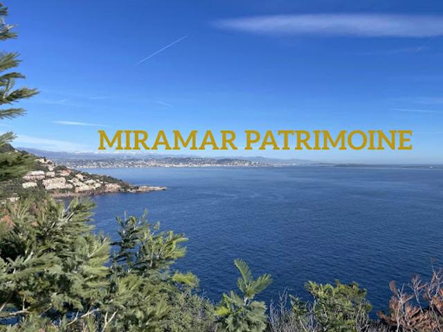 Vente Villa 8 pièces 220 m2 Miramar