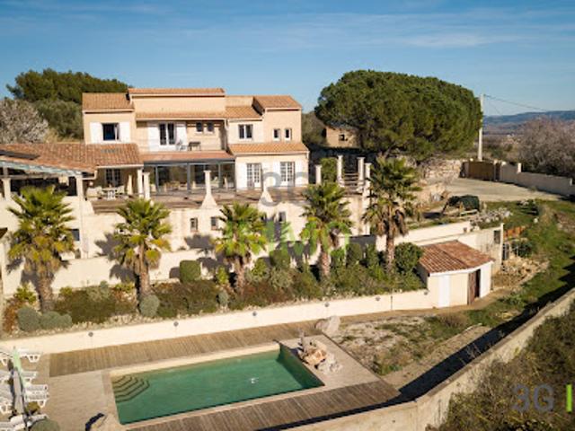 Vente Villa 8 pièces 222 m2 Clermont l'herault
