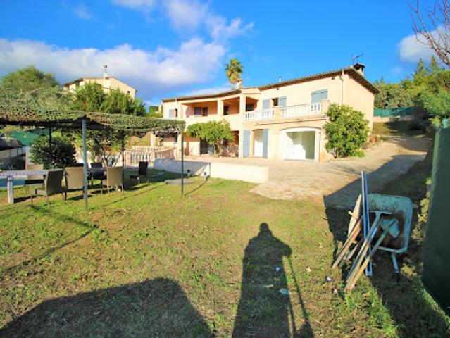 Vente Villa 8 pièces 223 m2 Peymeinade