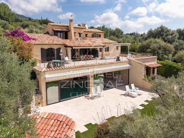 Vente Villa 8 pièces 228.6 m2 Tourrettes sur Loup