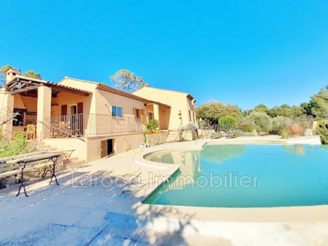 Vente Villa 8 pièces 228 m2 Lorgues