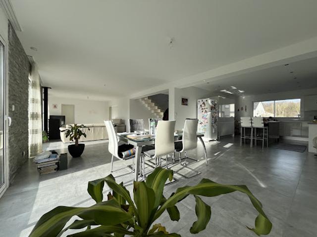 Vente Villa 8 pièces 229 m2 Guignemicourt