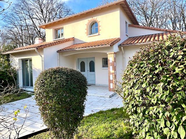 Vente Villa 8 pièces 230 m2 Basse Goulaine