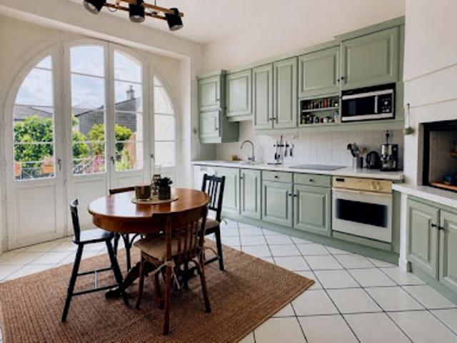 Vente Villa 8 pièces 230 m2 Fougeres