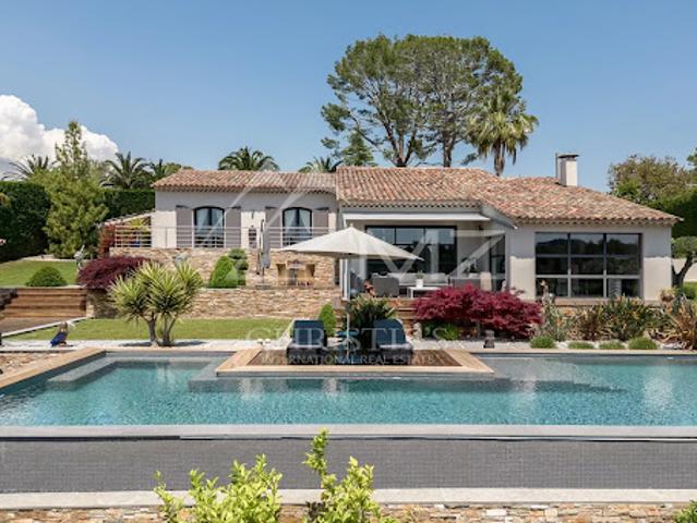 Vente Villa 8 pièces 244 m2 Mougins