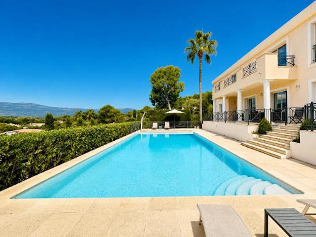 Vente Villa 8 pièces 247.17 m2 Mougins
