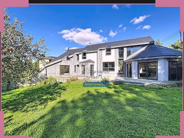 Vente Villa 8 pièces 250 m2 Noiseau