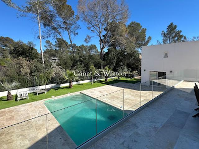 Vente Villa 8 pièces 255 m2 Saint raphael