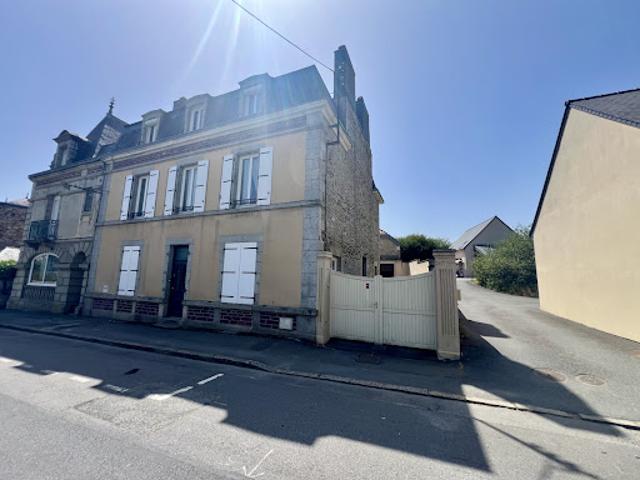 Vente Villa 8 pièces 262.39 m2 Caulnes
