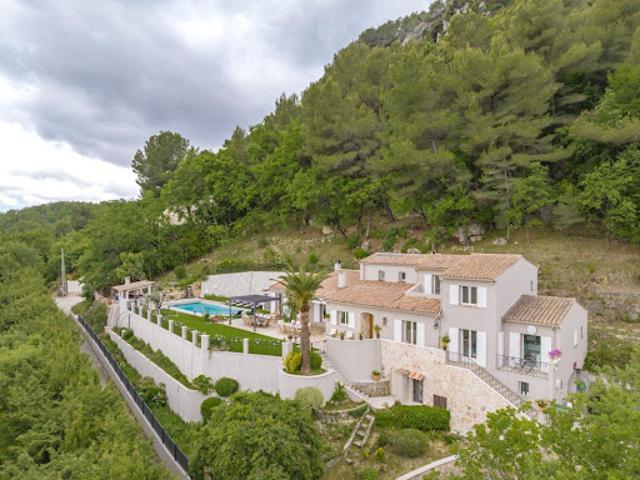 Vente Villa 8 pièces 265 m2 Le Bar sur Loup
