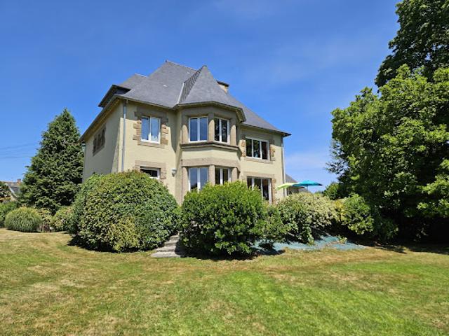 Vente Villa 8 pièces 267 m2 Fougeres