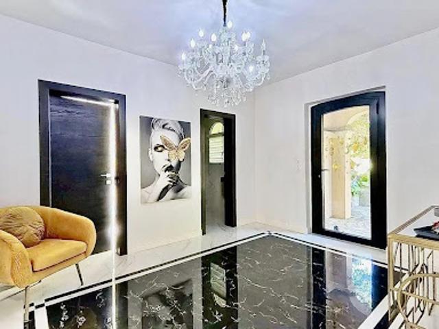 Vente Villa 8 pièces 300 m2 Vence