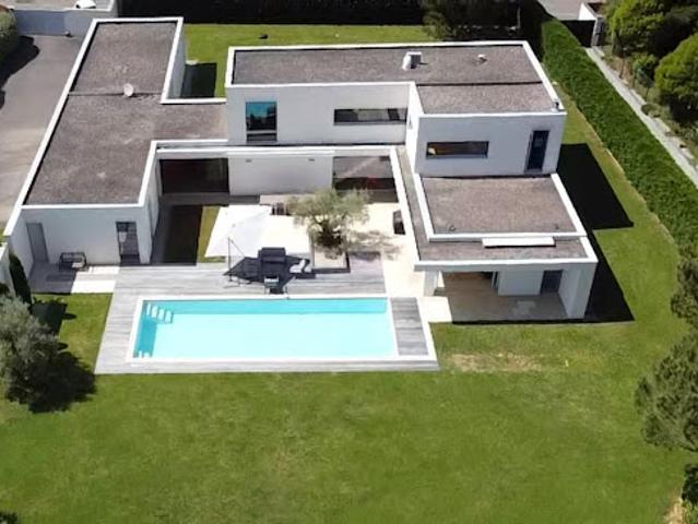 Vente Villa 8 pièces 330 m2 Dommartin