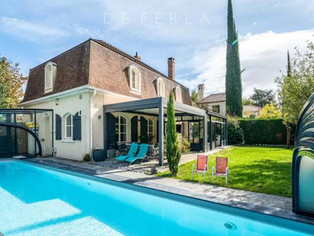Vente Villa 8 pièces 370 m2 Garches